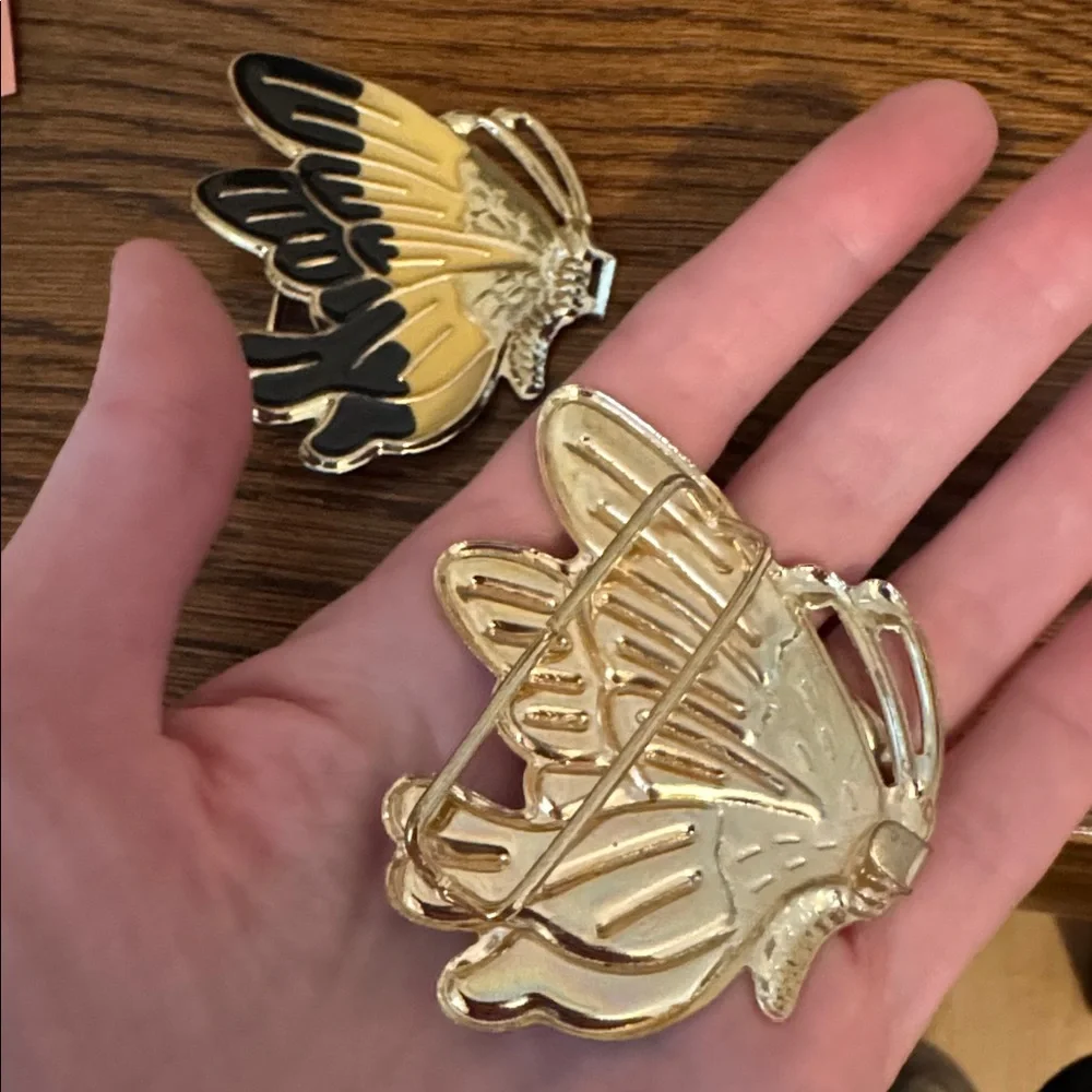 N/A elegant butterfly